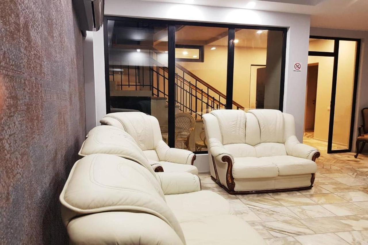 Classic Hotel Tbilisi Bagian luar foto