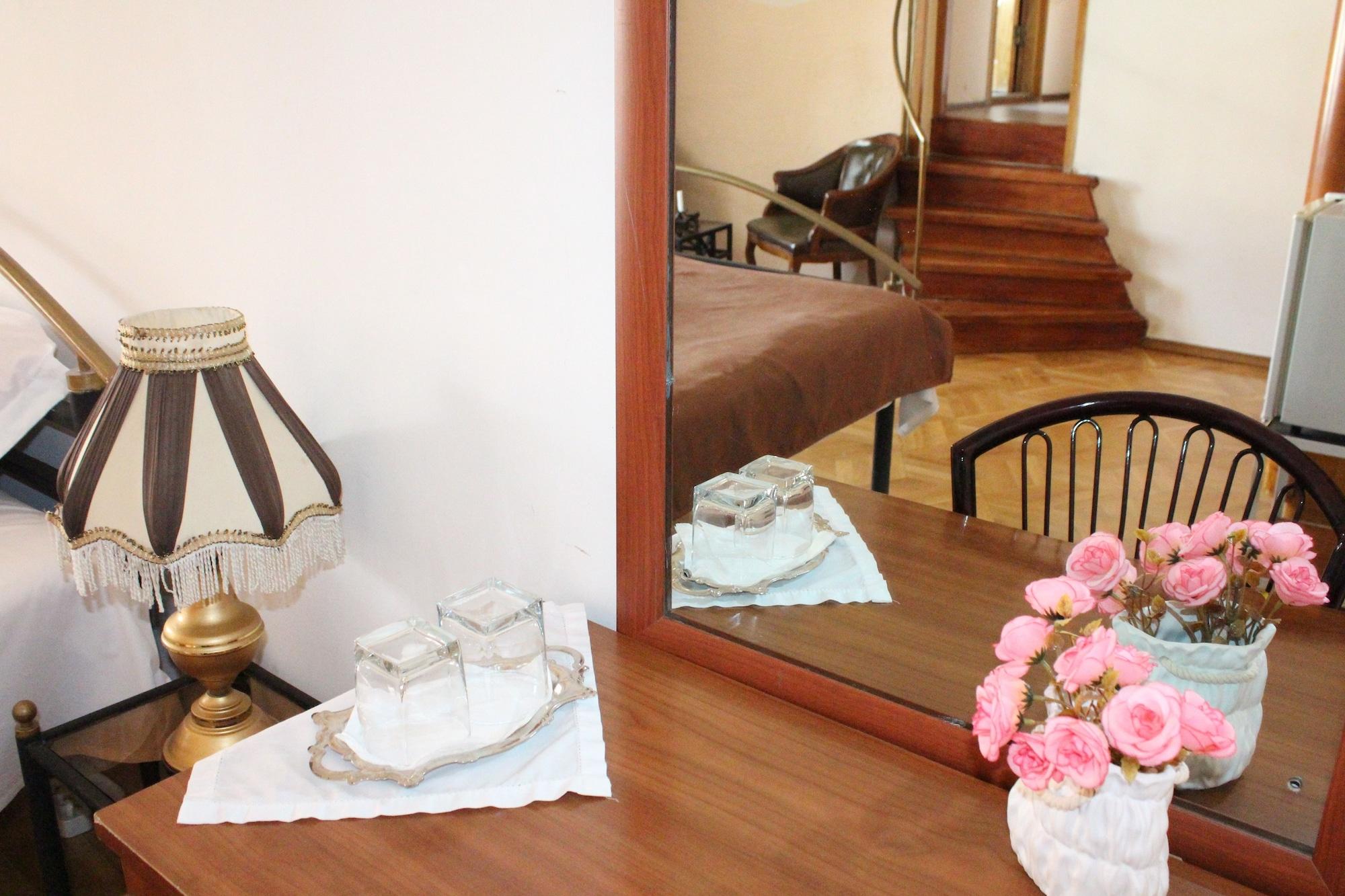 Classic Hotel Tbilisi Bagian luar foto