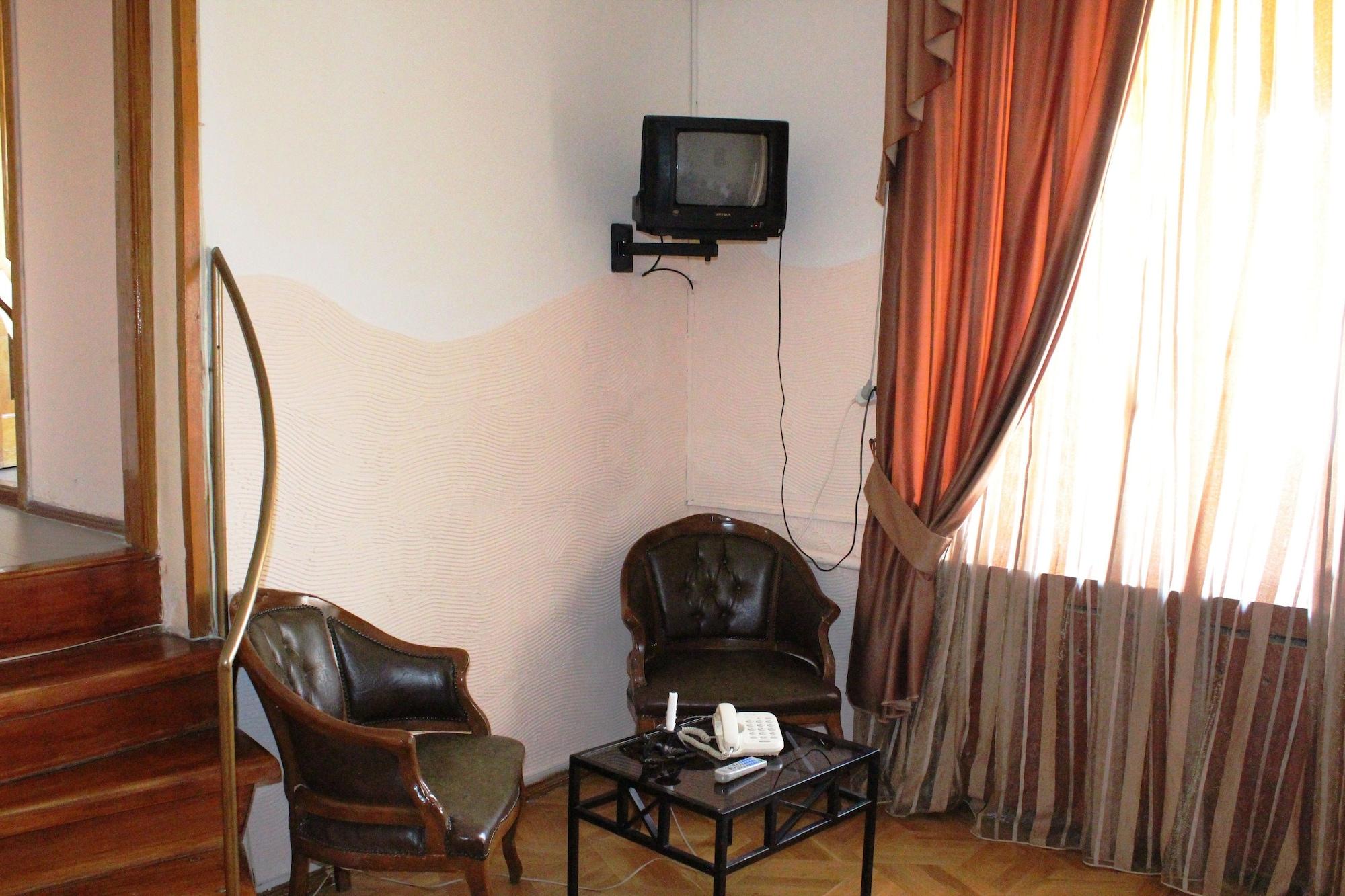 Classic Hotel Tbilisi Bagian luar foto